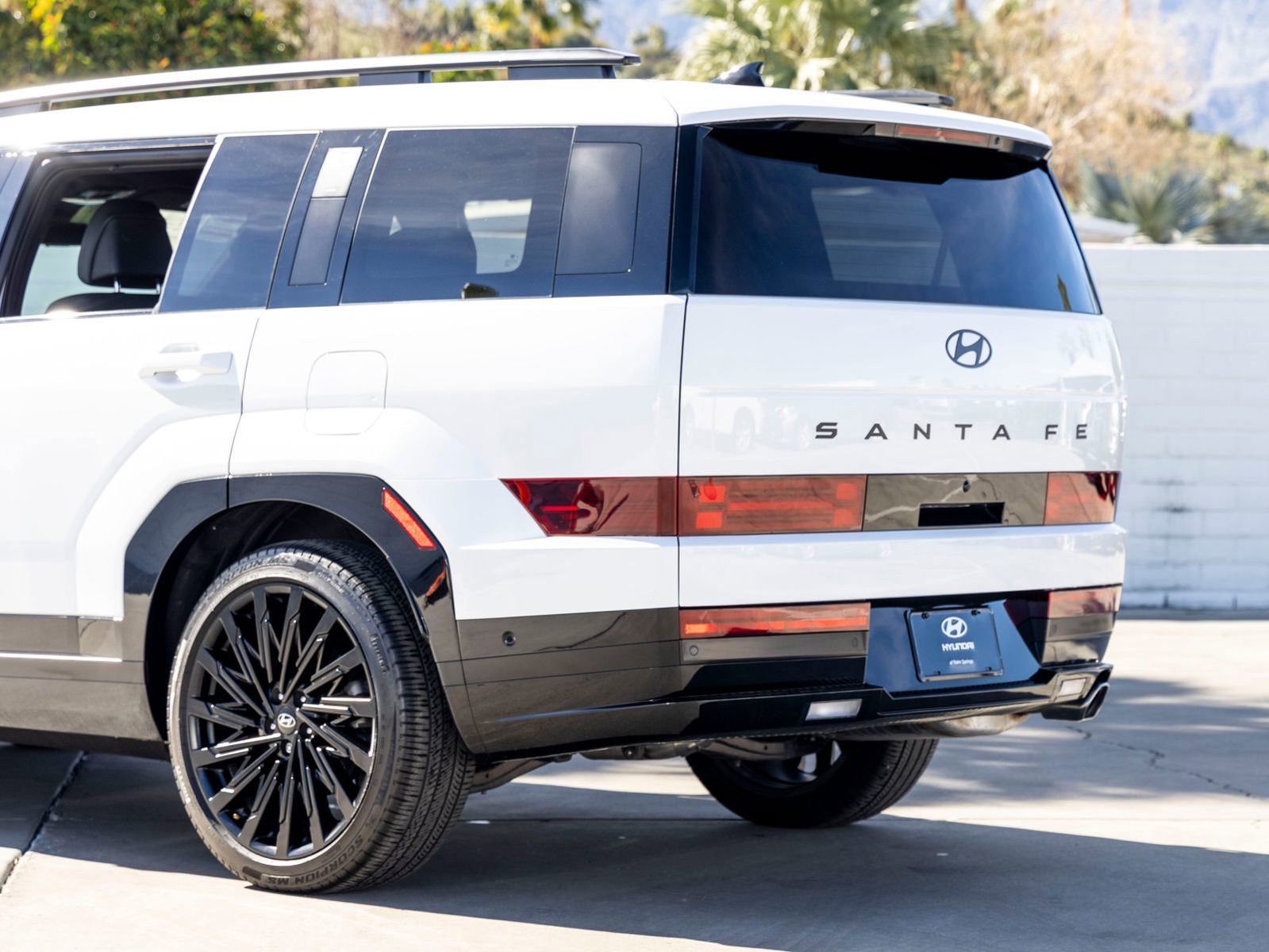 Used 2025 Hyundai Santa Fe Calligraphy image 8