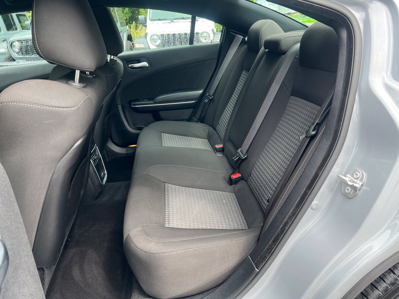 Used 2022 Dodge Charger R/T RWD image 10