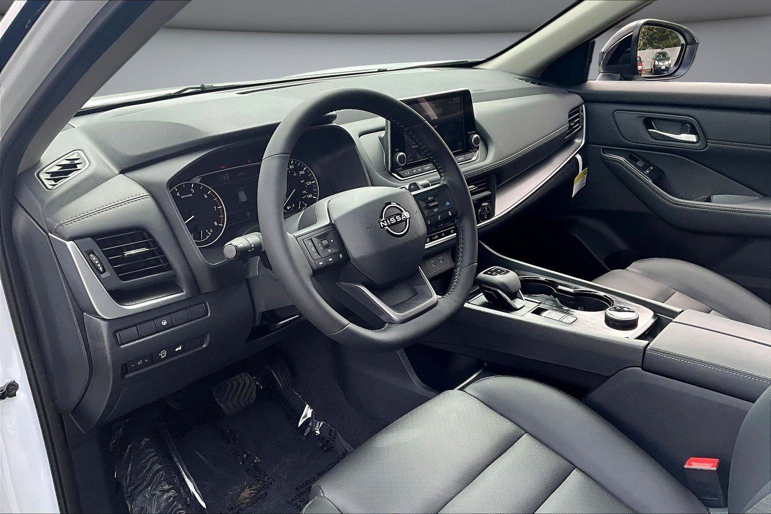 New 2026 Nissan Rogue Dark Armor AWD/4WD image 8