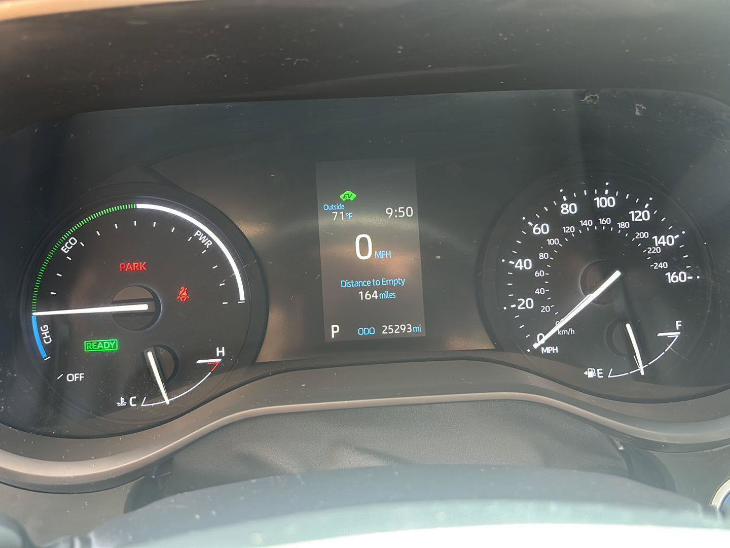 Used 2023 Toyota Sienna LE AWD/4WD image 3