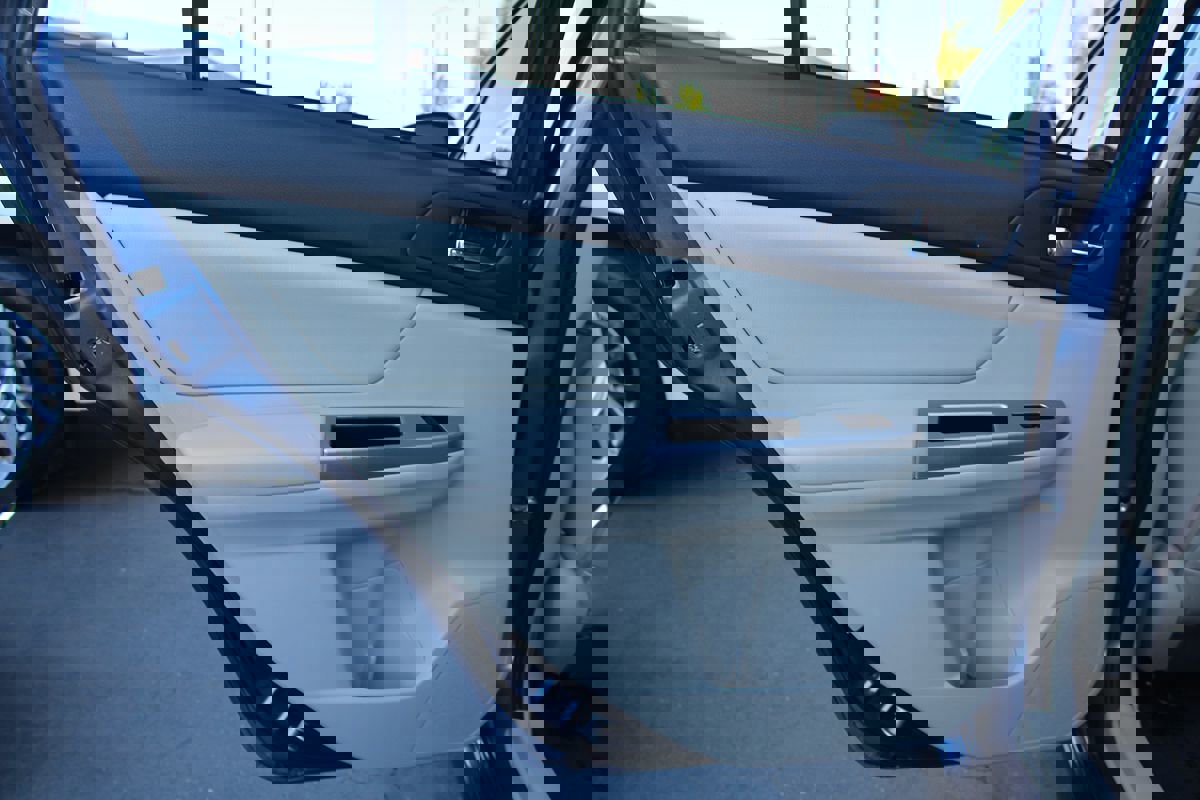 Used 2014 Subaru Crosstrek 2.0i Premium image 16