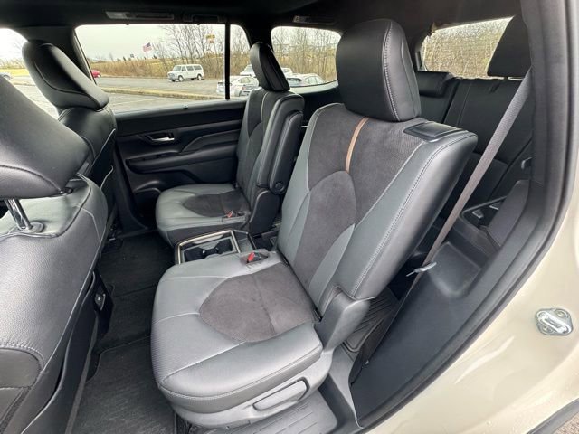Certified 2024 Toyota Grand Highlander MAX Limited image 13