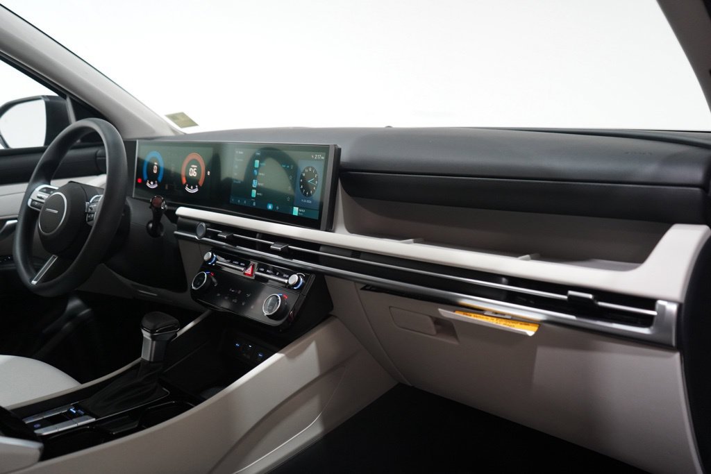 New 2026 Hyundai Tucson SEL Plus FWD image 16