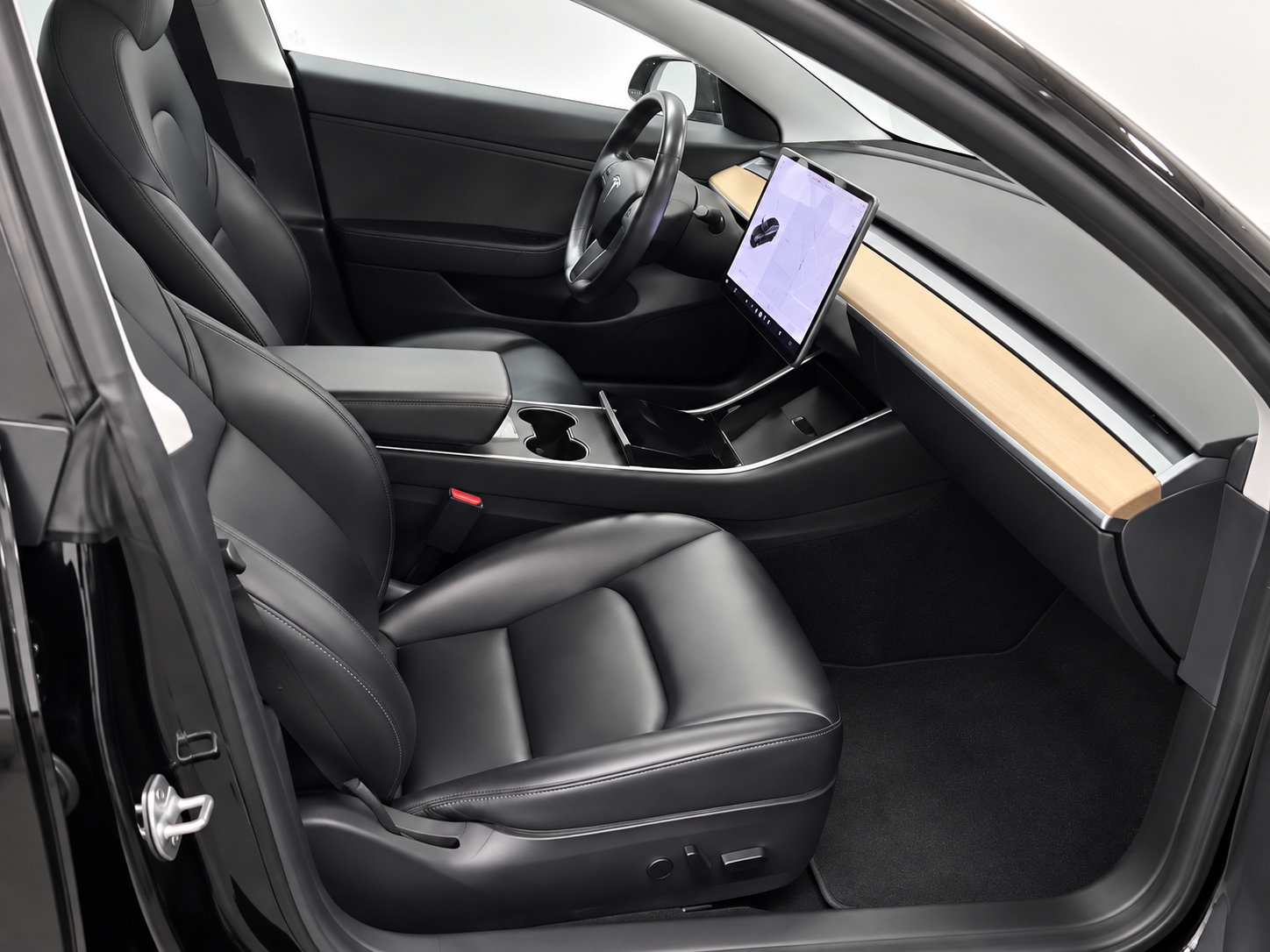 Used 2019 Tesla Model 3 Long Range AWD/4WD image 4