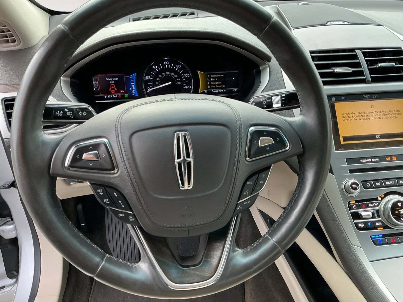 Used 2019 Lincoln MKZ Reserve FWD image 12