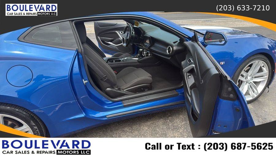 Used 2018 Chevrolet Camaro LT w/ RS Package RWD image 31