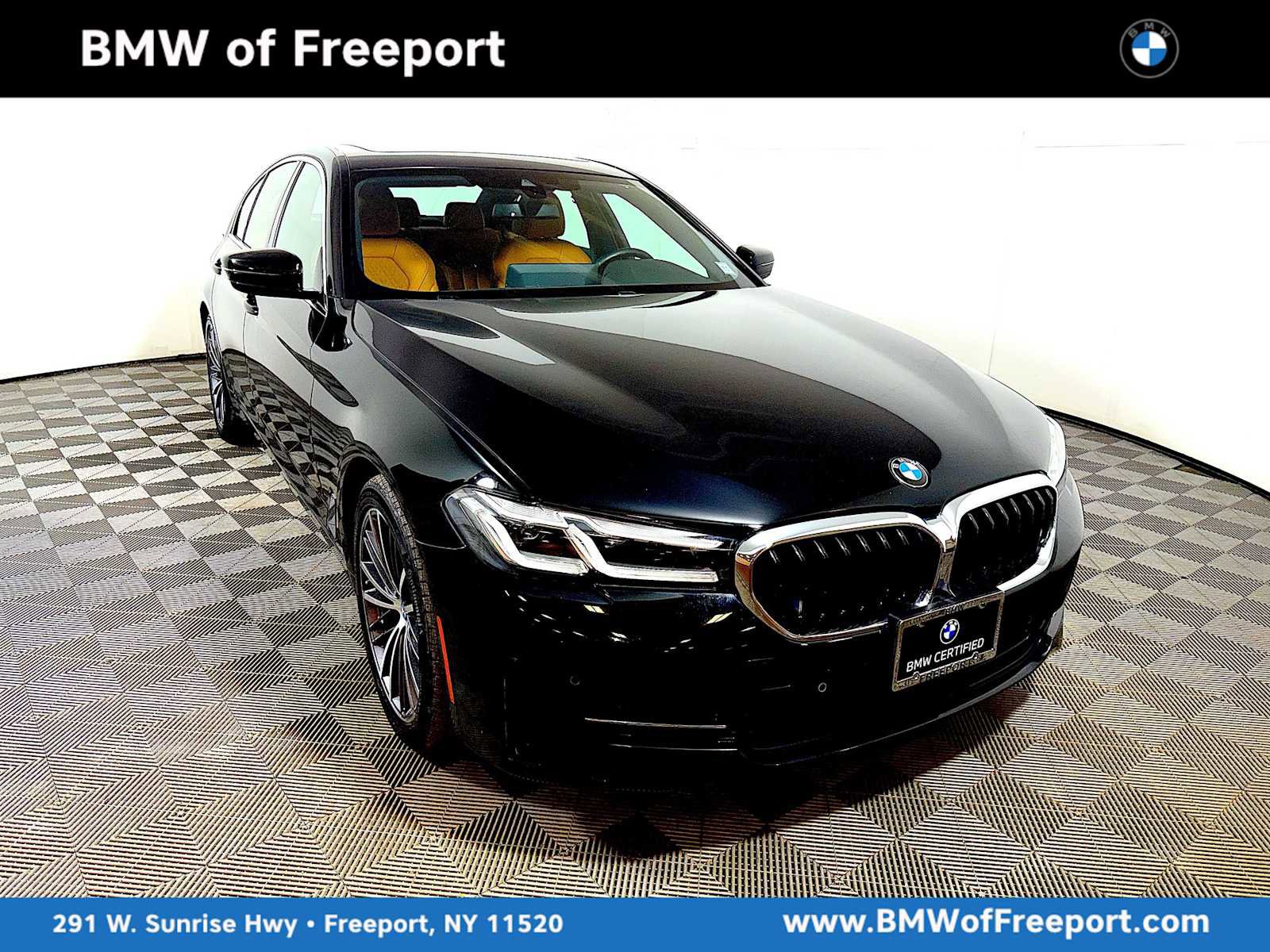 Certified 2023 BMW 530i xDrive w/ Convenience Package image 1