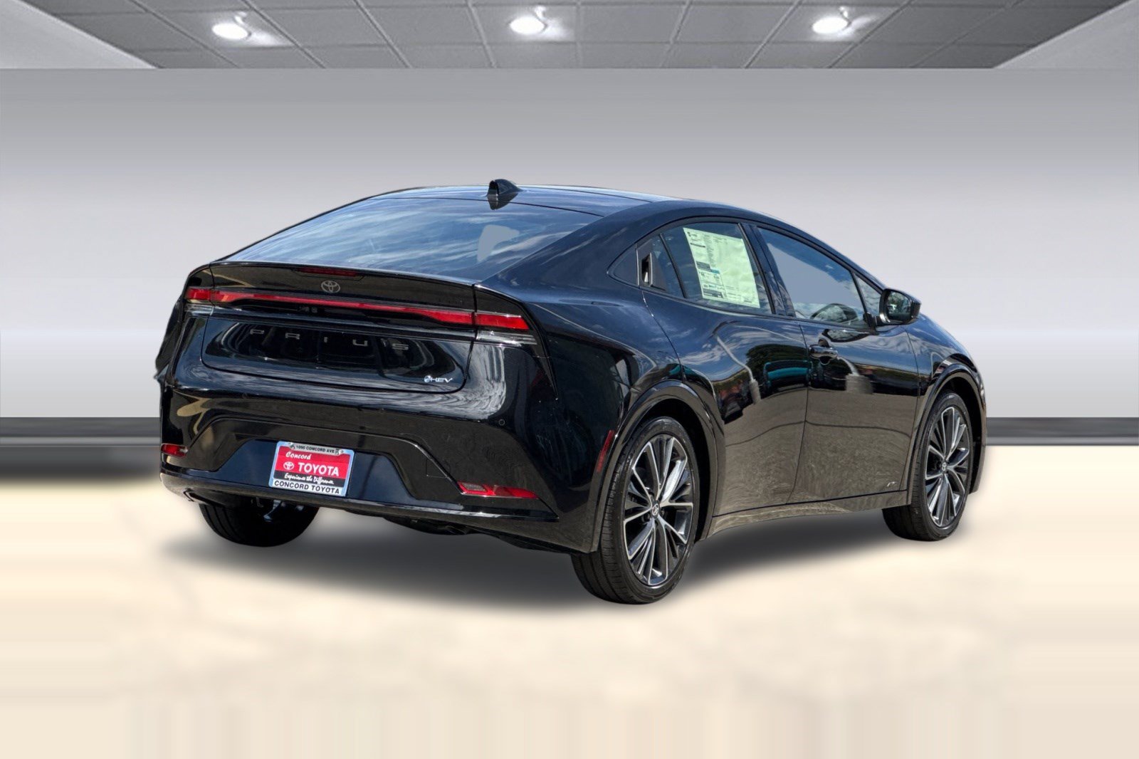 New 2027 Toyota Prius LE AWD/4WD image 9