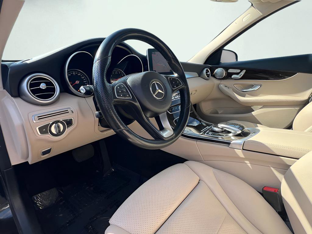 Used 2018 Mercedes-Benz C 300 4MATIC Sedan image 15