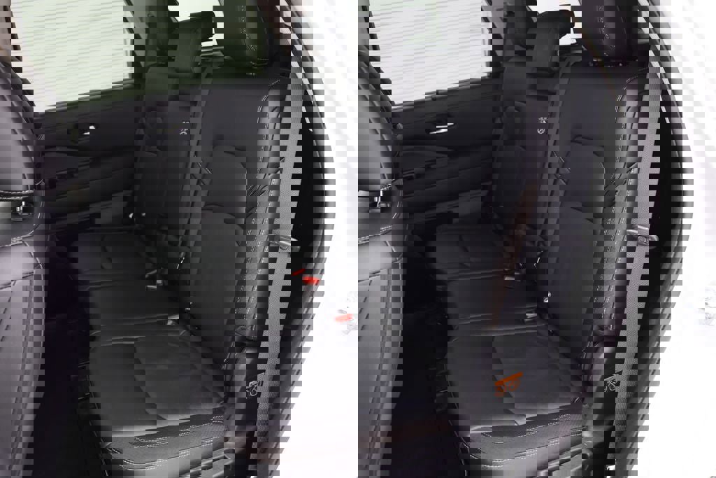 Used 2023 Nissan Pathfinder SL image 11