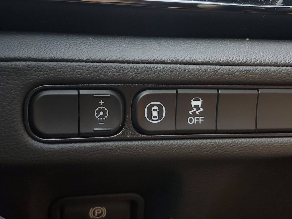 Certified 2026 Acura MDX FWD image 30