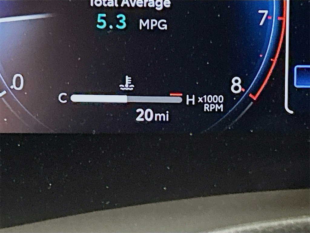 New 2025 Toyota Highlander Platinum image 10