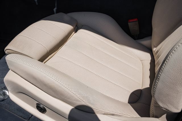Used 2019 Mercedes-Benz E 450 Cabriolet image 36