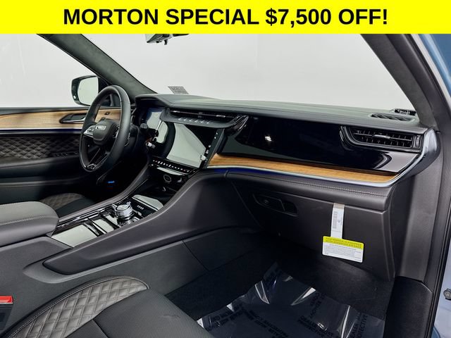 New 2026 Jeep Grand Cherokee L Summit w/ Obsidian Package AWD/4WD image 30