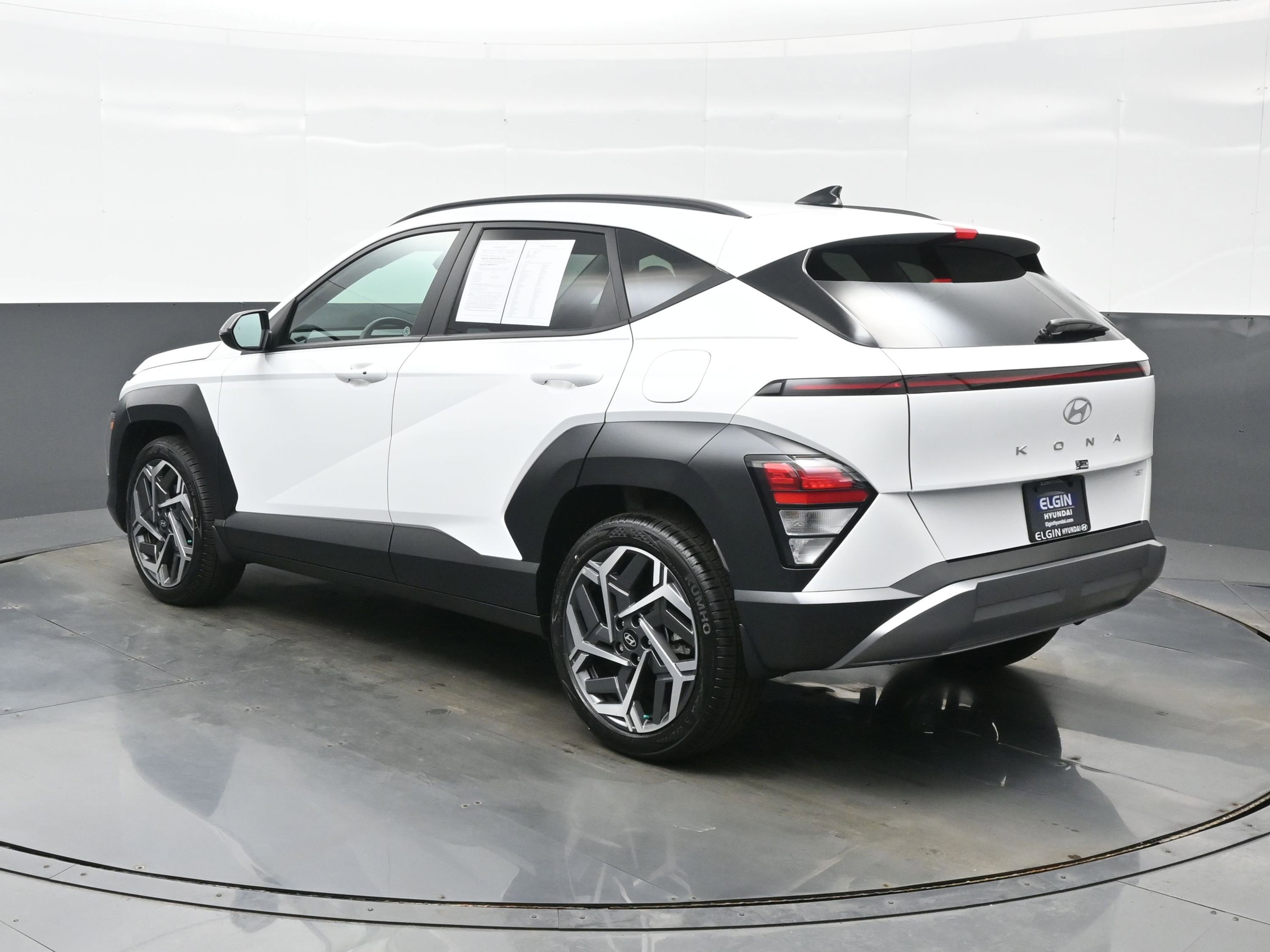 Certified 2026 Hyundai Kona SEL Premium image 4