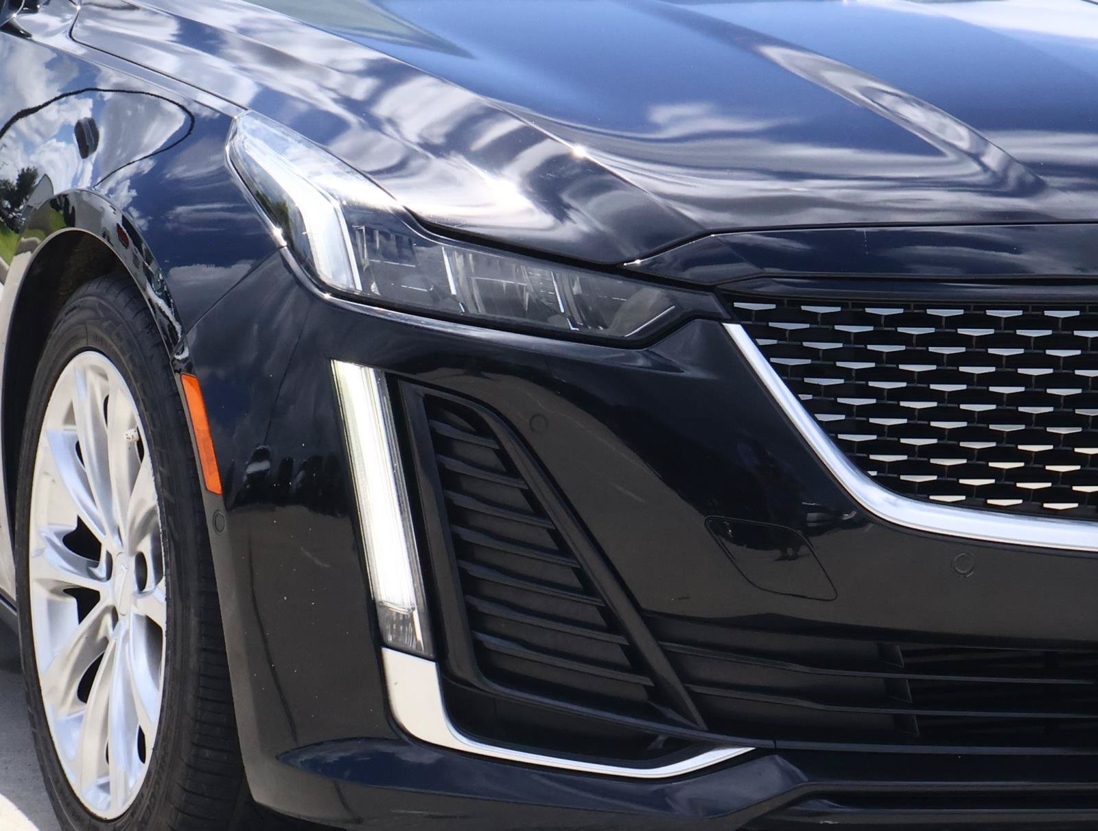 Used 2020 Cadillac CT5 Premium Luxury w/ Parking Package RWD image 9