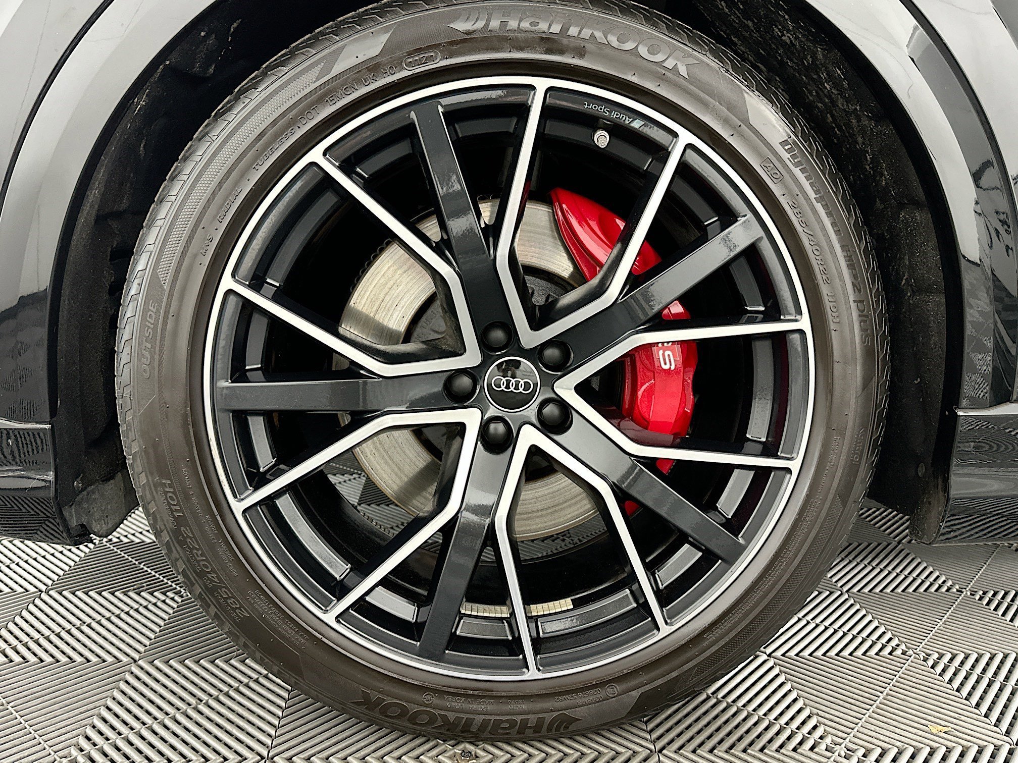 Used 2022 Audi SQ8 Prestige w/ Prestige Package image 36