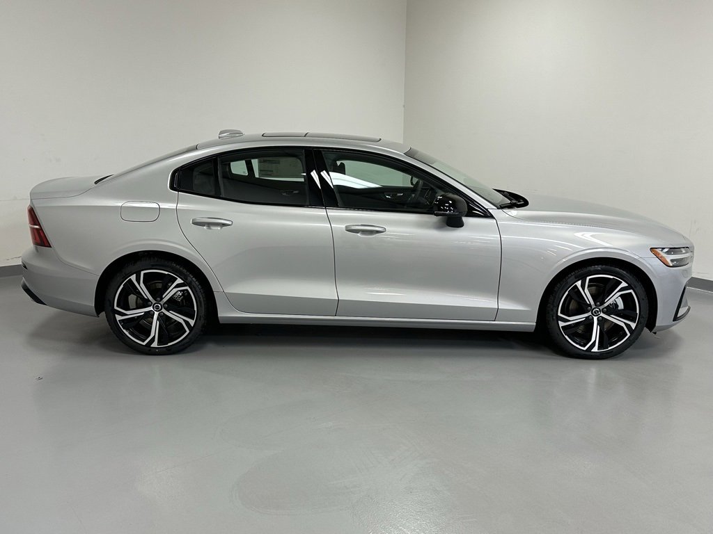 New 2024 Volvo S60 B5 Core w/ Climate Package image 5