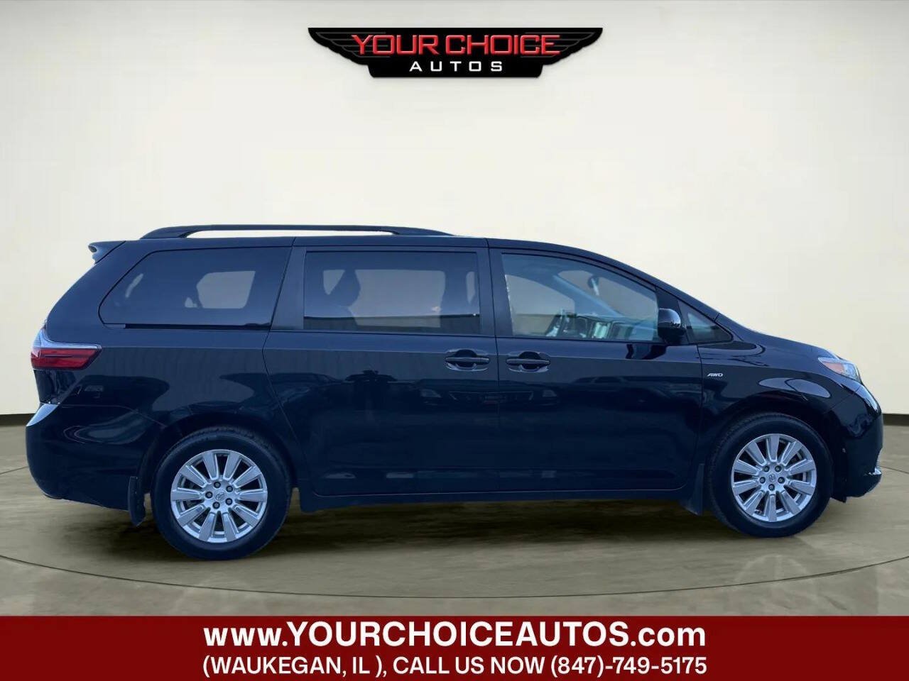 Used 2017 Toyota Sienna LE AWD/4WD image 5