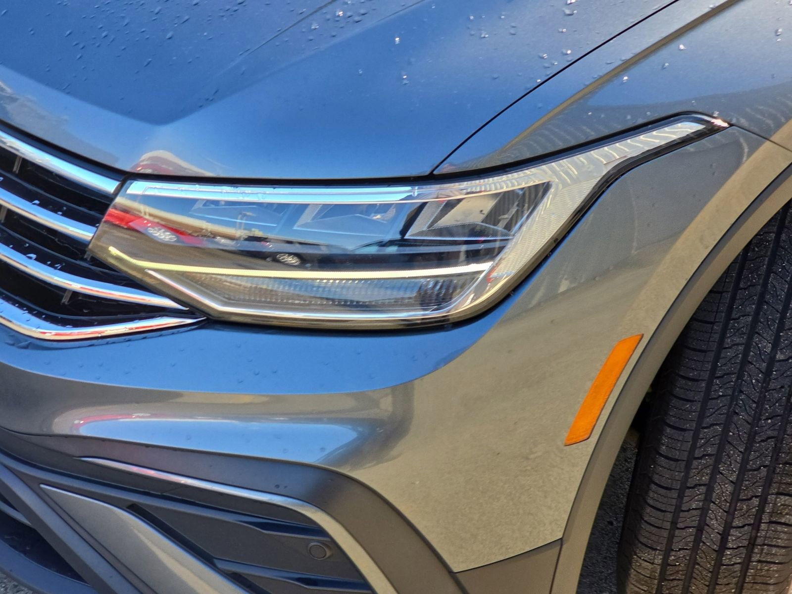 Used 2023 Volkswagen Tiguan S image 37