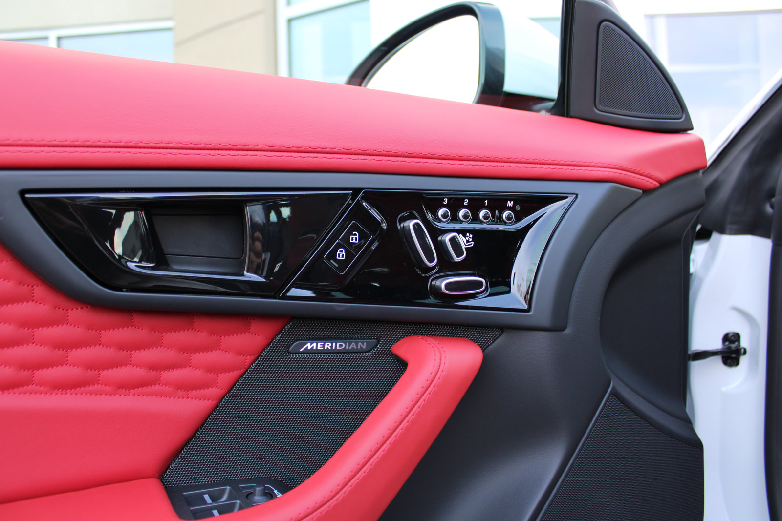 New 2023 Jaguar F-TYPE R image 15