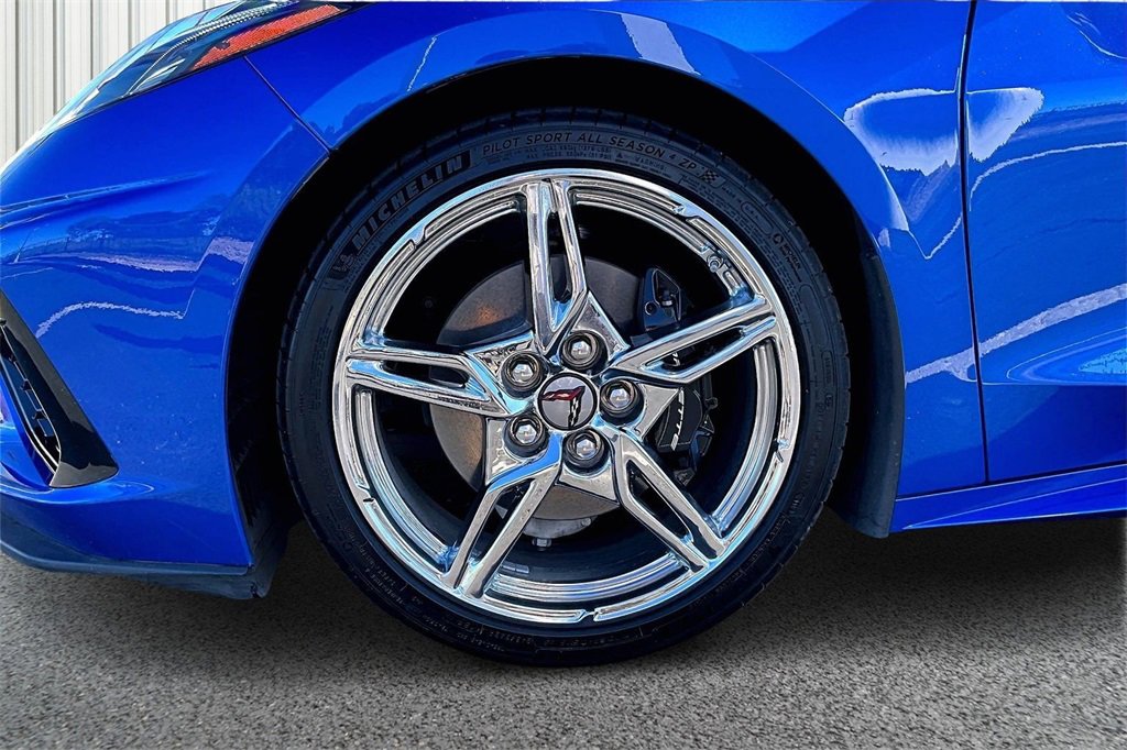 Used 2020 Chevrolet Corvette Stingray Premium Cpe w/ 3LT Preferred Equipment Group image 26