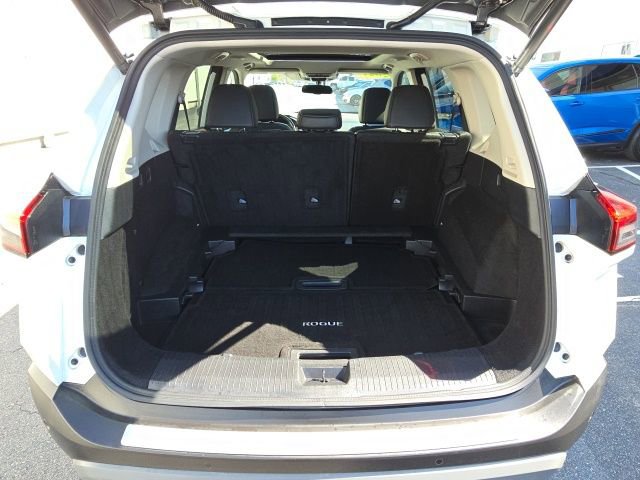 Used 2021 Nissan Rogue SL w/ Premium Package image 9