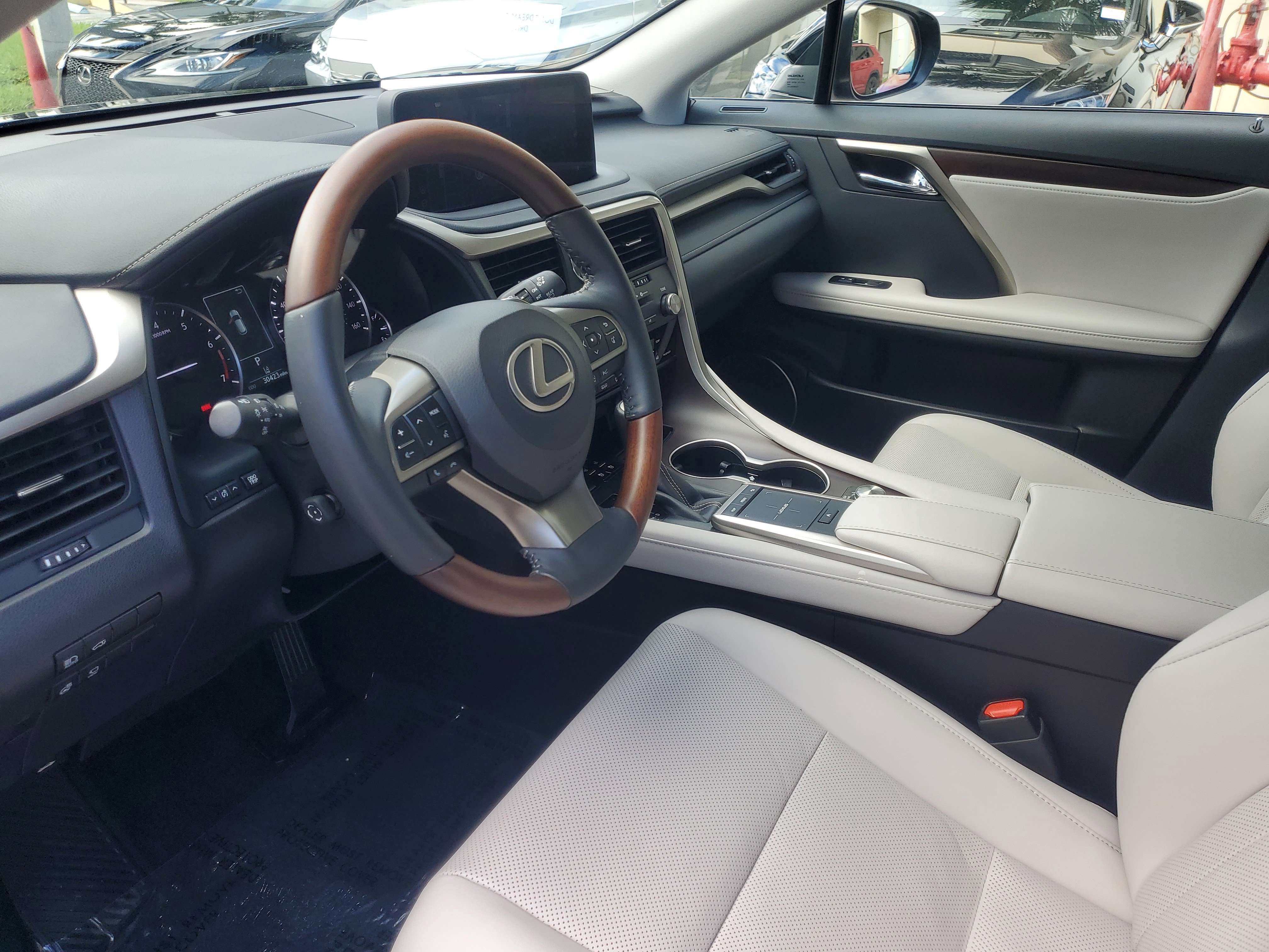 Certified 2022 Lexus RX 350 FWD w/ Premium Package image 18