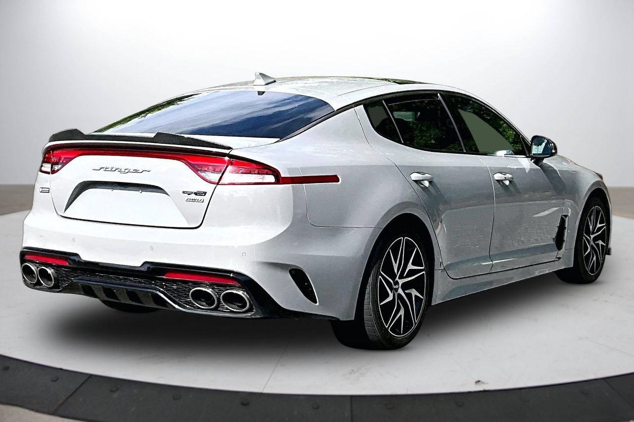 Used 2022 Kia Stinger GT-Line w/ Sun & Sound Package AWD/4WD image 9