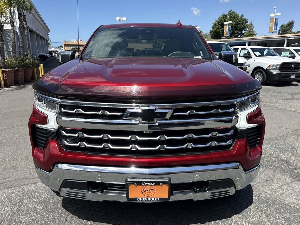 Used 2023 Chevrolet Silverado 1500 LTZ w/ Z71 Off-Road Package AWD/4WD image 8