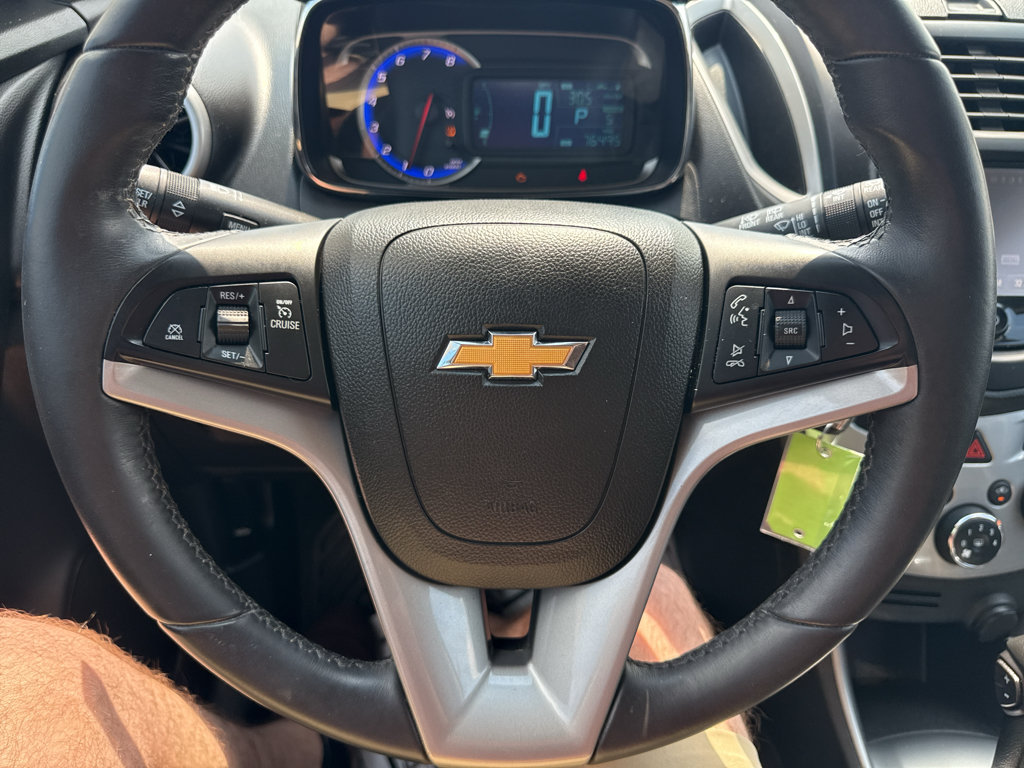Used 2016 Chevrolet Trax LT w/ LT Convenience Package FWD image 19
