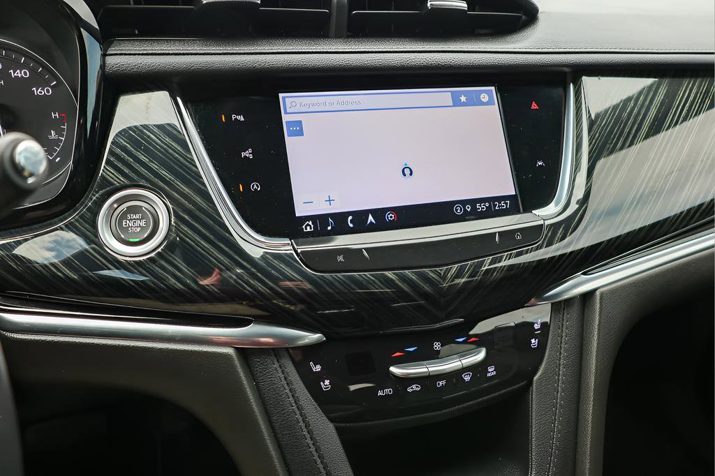 Used 2023 Cadillac XT6 Premium Luxury w/ Technology Package image 16
