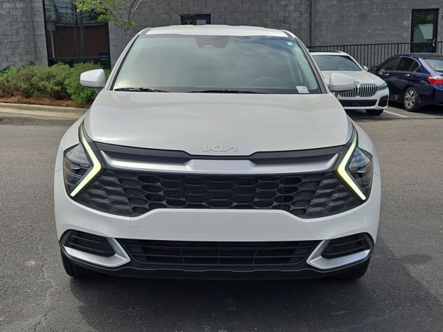 Certified 2025 Kia Sportage LX AWD/4WD image 2