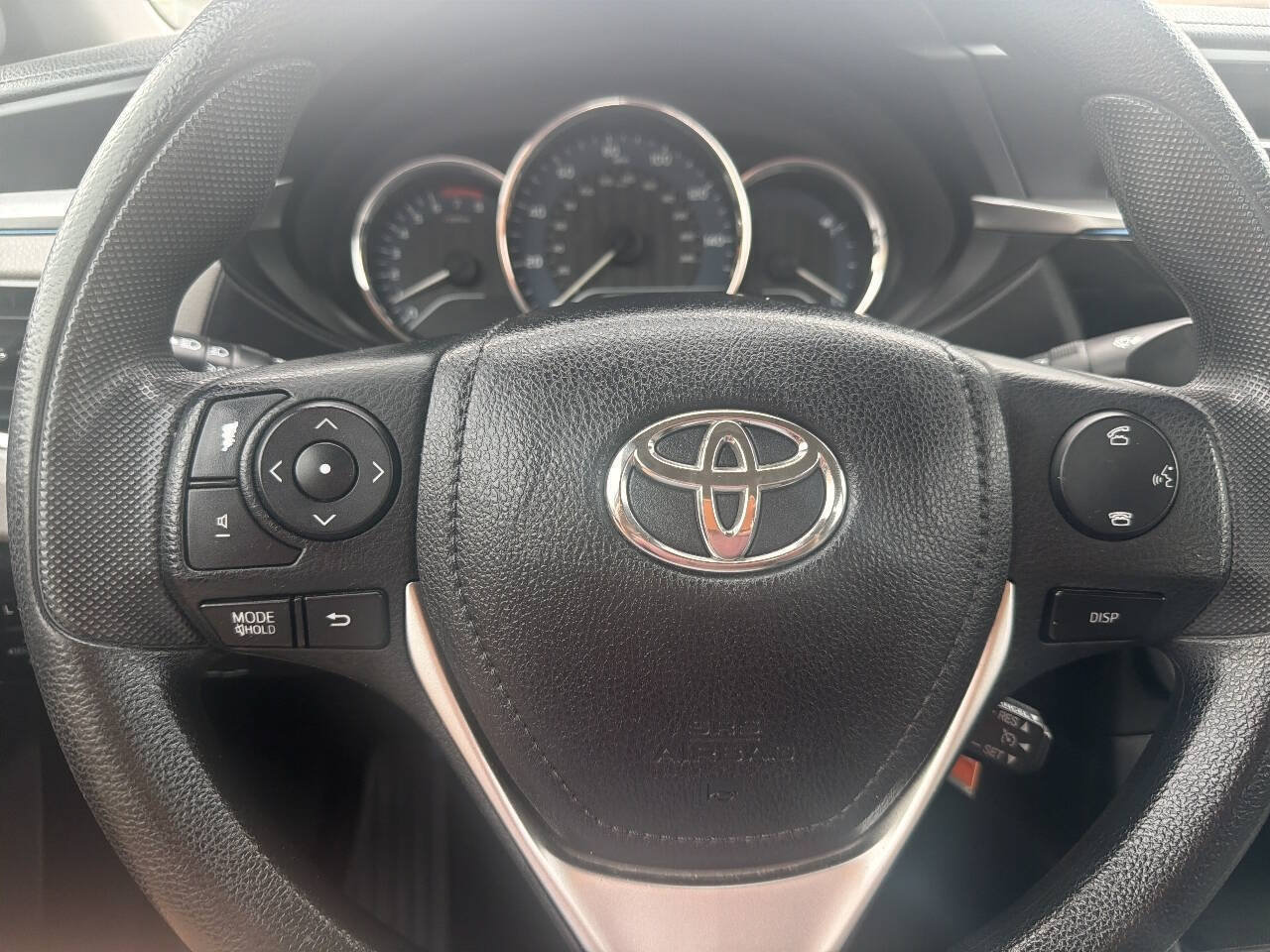 Used 2014 Toyota Corolla LE FWD image 15