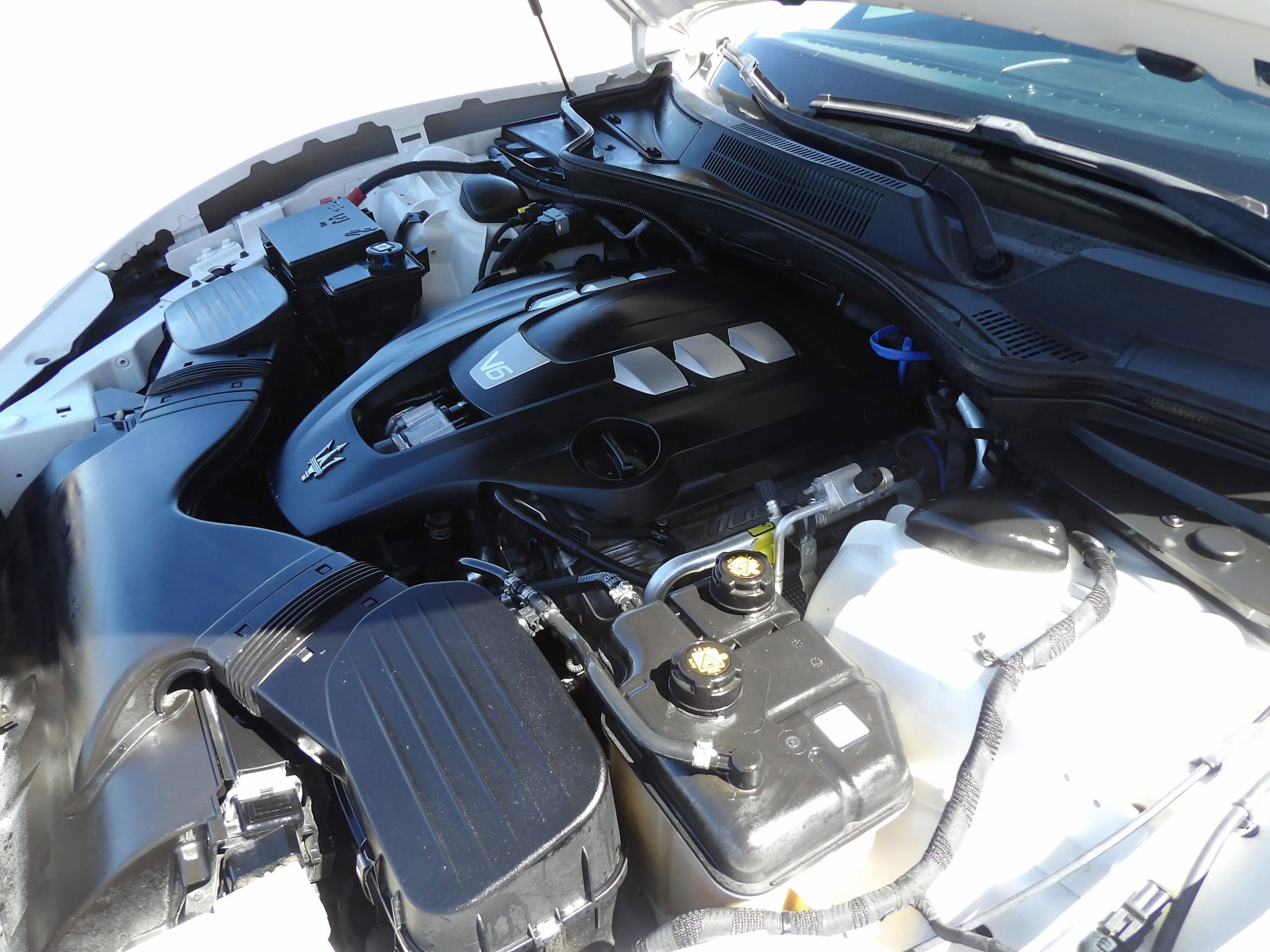 Used 2016 Maserati Ghibli Sedan 4D image 23