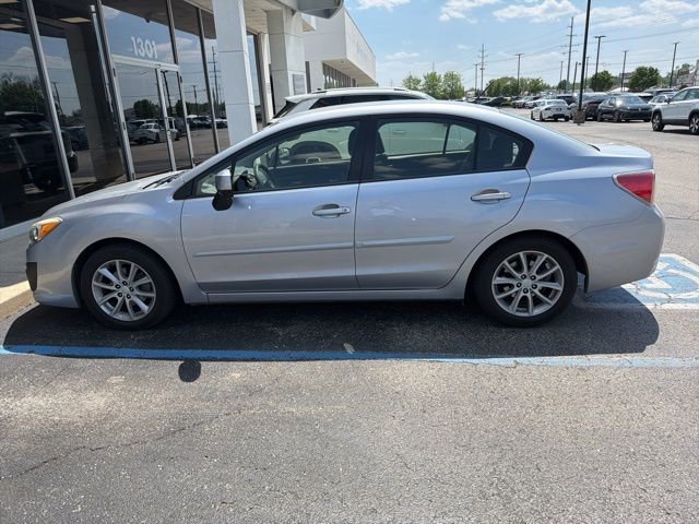 Used 2012 Subaru Impreza 2.0i Premium w/ All-Weather Pkg AWD/4WD image 7
