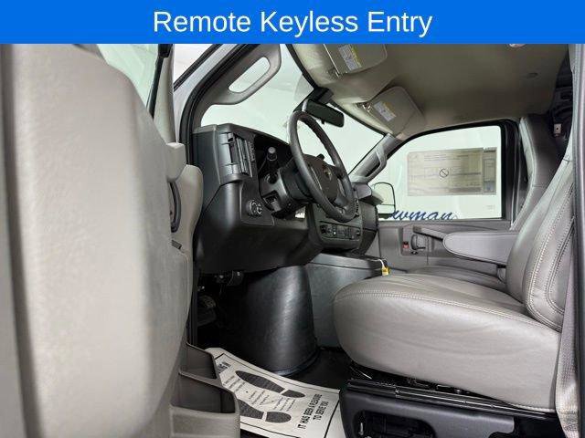 New 2025 Chevrolet Express 2500 w/ Driver Convenience Package image 7