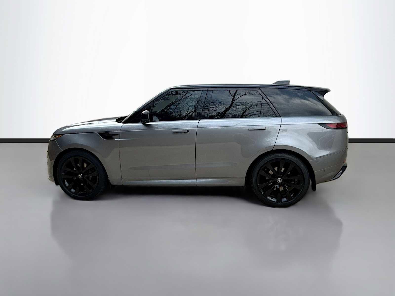 Certified 2025 Land Rover Range Rover Sport Dynamic SE image 5