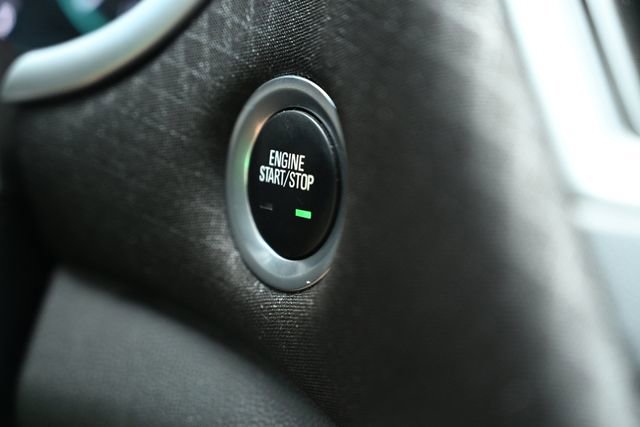 Used 2023 Chevrolet Malibu LT image 37