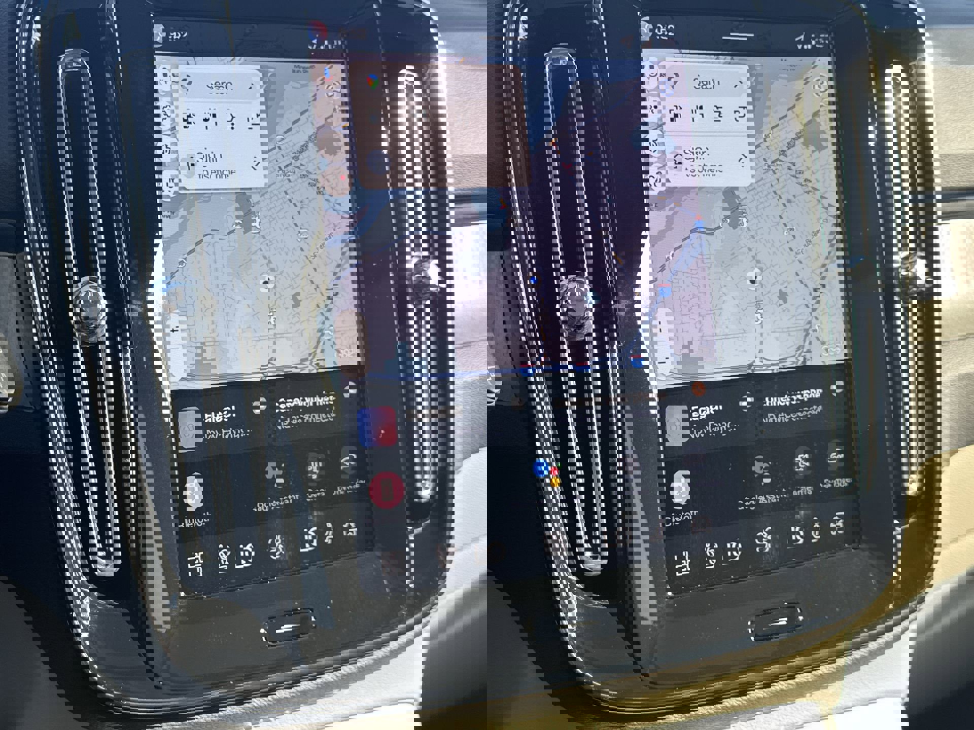 New 2026 Volvo XC40 B5 Ultra w/ Climate Package image 14