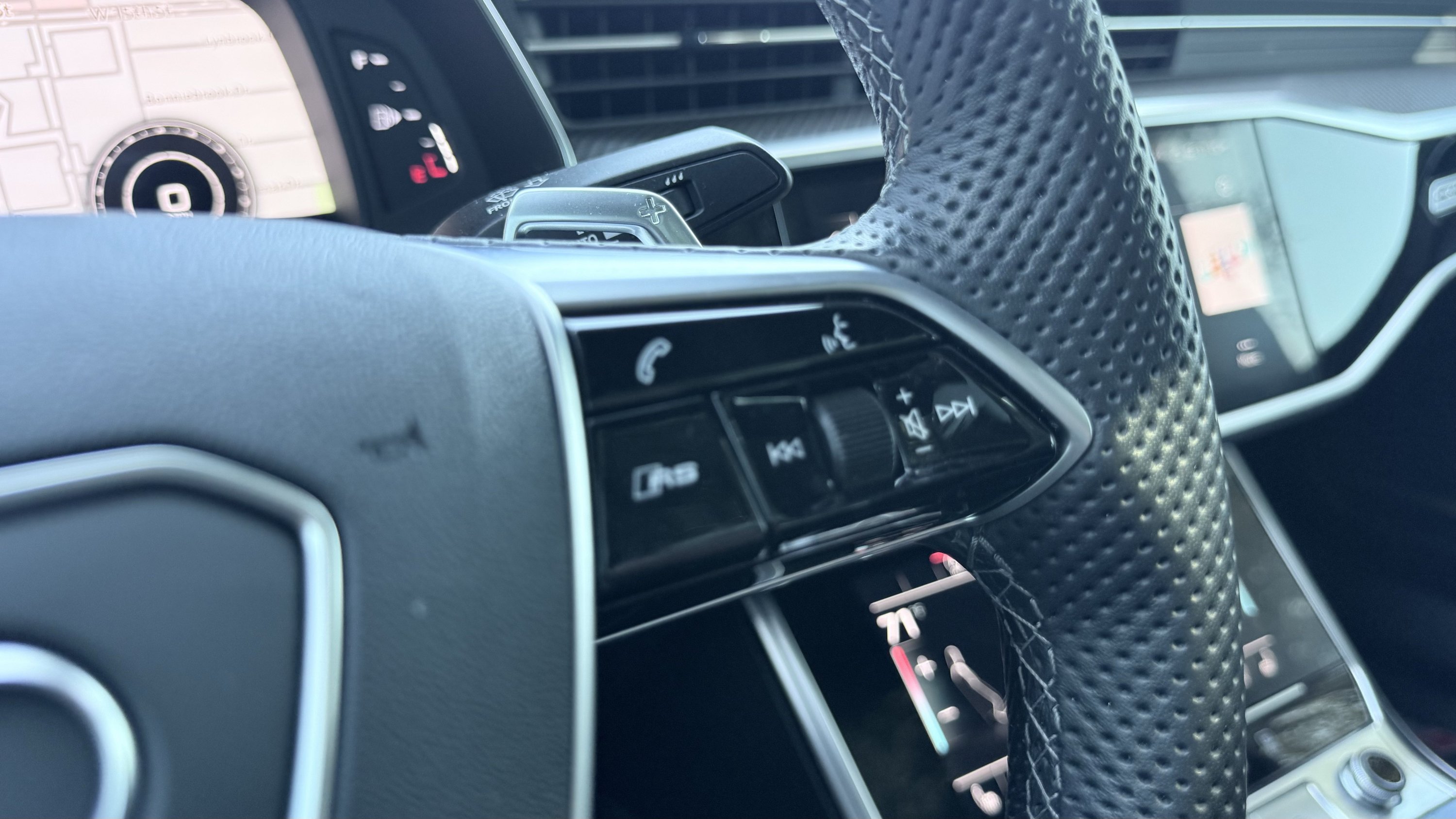 Used 2023 Audi RS 7 Sportback AWD/4WD image 56