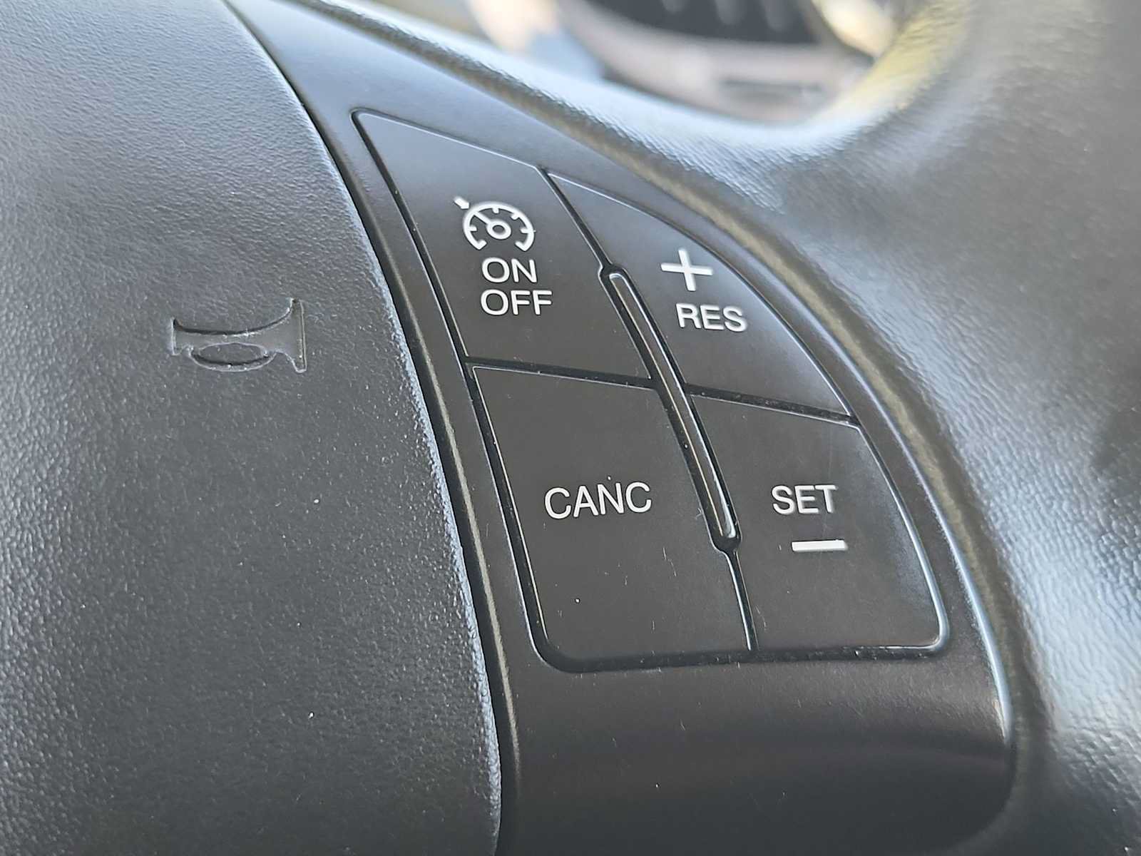 Used 2019 FIAT 500 Pop w/ Urbana Appearance Package FWD image 27