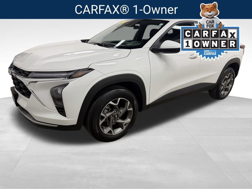 Certified 2025 Chevrolet Trax LT w/ LT Convenience Package image 3