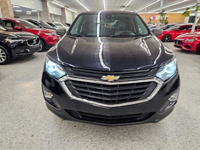 Used 2021 Chevrolet Equinox LS w/ LS Convenience Package FWD image 2
