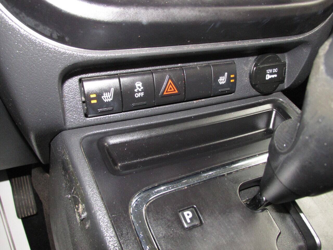 Used 2014 Jeep Patriot Latitude FWD image 53