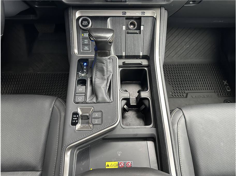 Used 2025 Lexus GX 550 AWD/4WD image 26