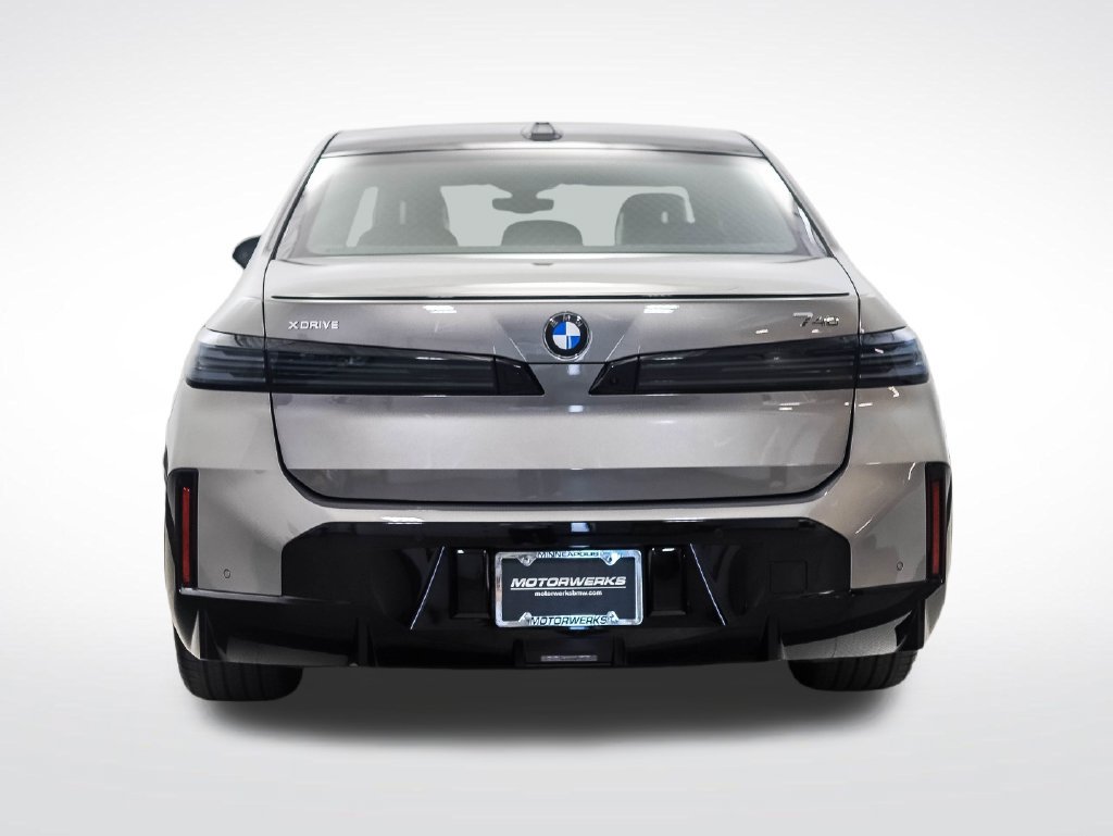 New 2027 BMW 740i xDrive w/ Executive Package AWD/4WD image 4