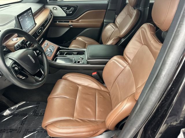 Certified 2023 Lincoln Aviator Reserve w/ Equipment Group 201A image 17
