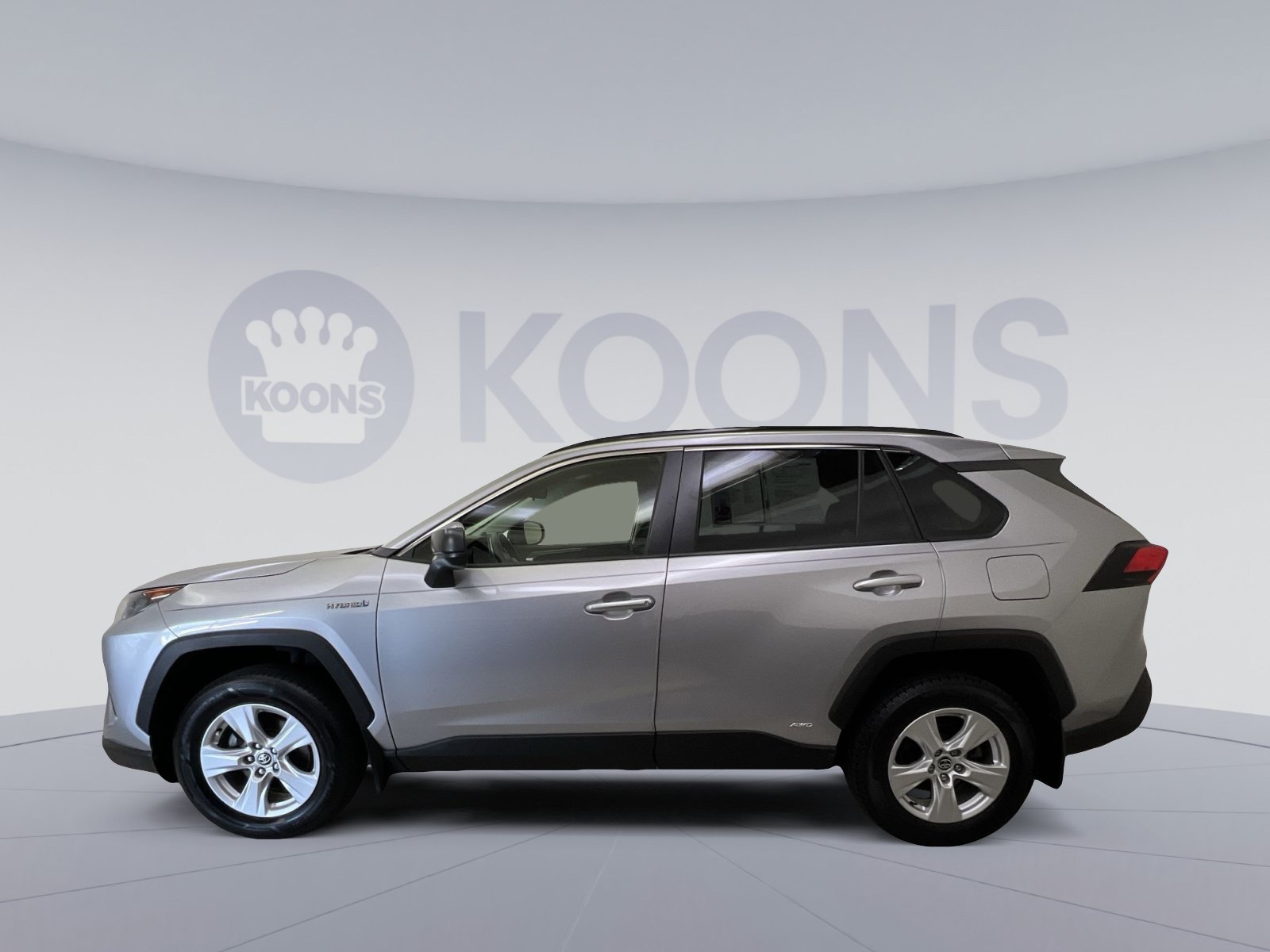 Used 2020 Toyota RAV4 LE w/ All Weather Liner Package AWD/4WD image 5
