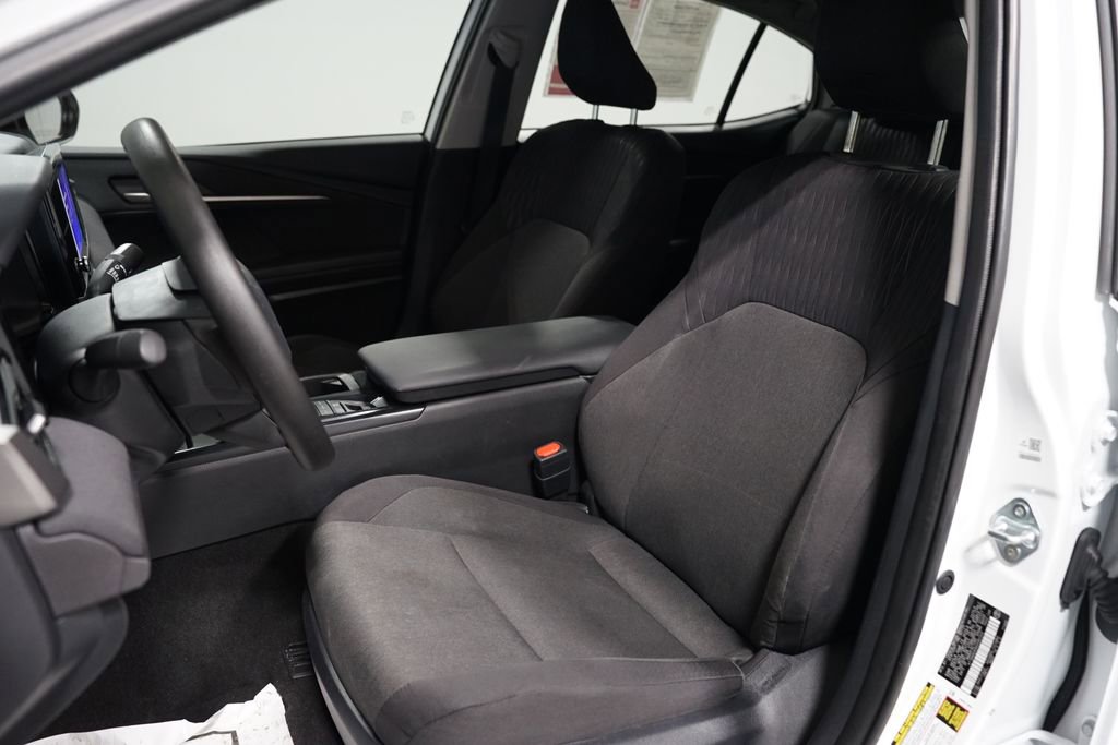 Certified 2025 Toyota Camry LE w/ Convenience Package image 27
